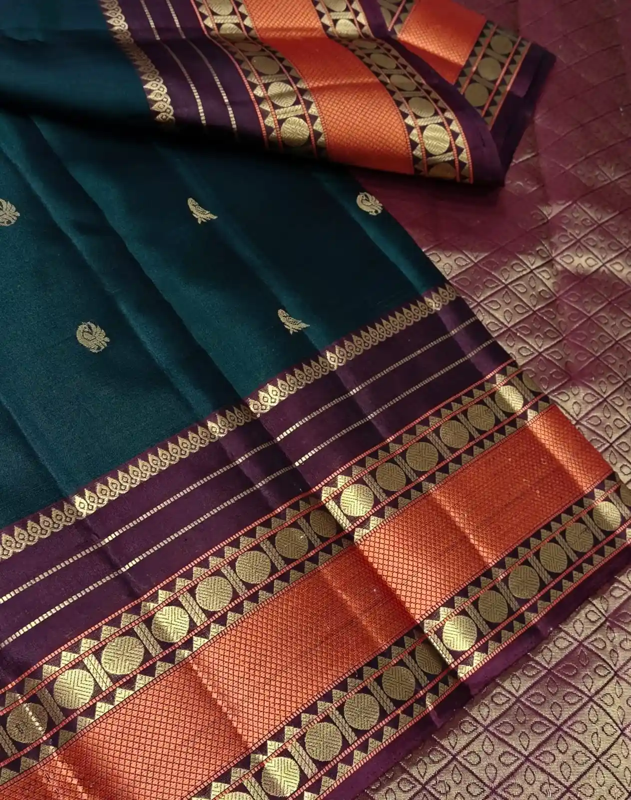 Traditional Maharashtrian Irkal Paithani Silk